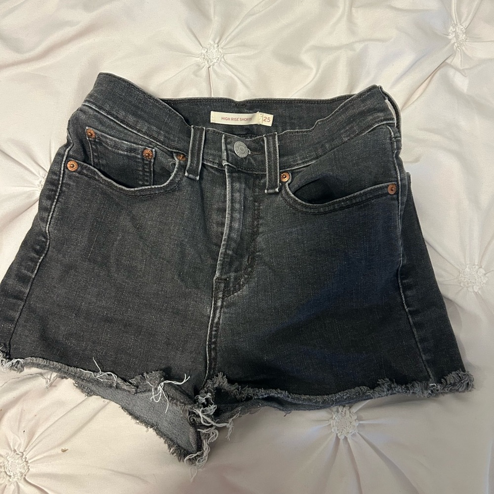 Levi's Black Jean Shorts High-Waisted Frayed Hem